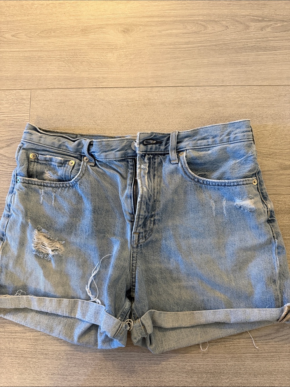 Everlane Light Wash Rolled Cuff Denim Shorts